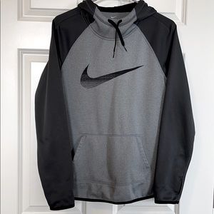 Women’s Nike Sweatshirt